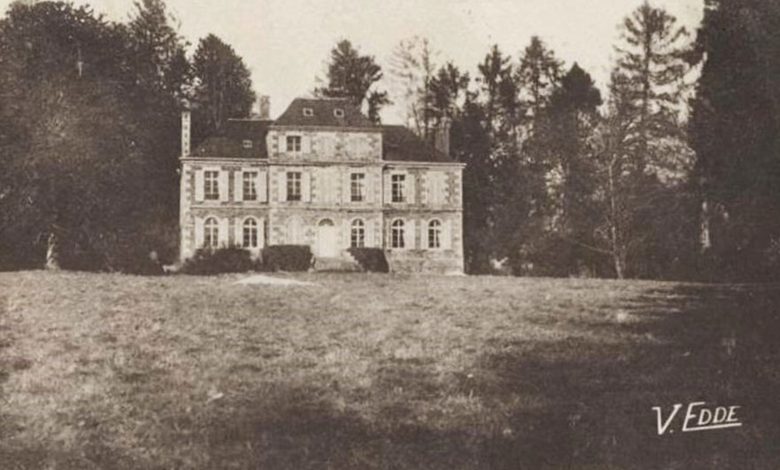 The terrible haunting of a Normandy château